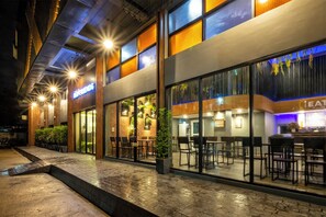 Front of property - BED Friends Poshtel (Chiang Rai)