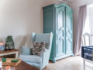 Cottage | Living area - Apartment in Ubachsberg Near Limburg Hills (Voerendaal)