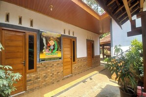 Front of property - Hotel O Homestay Gua Pindul Kang Haris (Karangmojo)