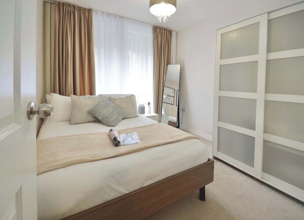 2 Schlafzimmer, Bügeleisen/Bügelbrett, Reisekinderbett, WLAN