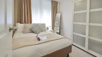 2 bedrooms, iron/ironing board, travel crib, WiFi