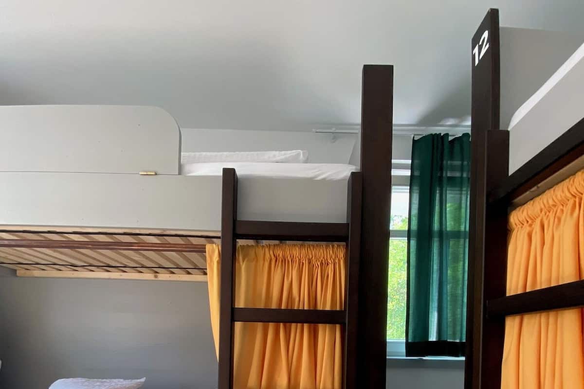 Steinach - Schlafsaal nur für Frauen | Free WiFi, bed sheets