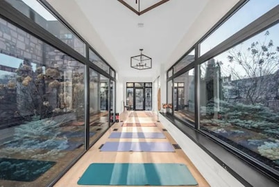 Gorgeous 100 acre Country Estate with swimming pool, tennis courts and much more