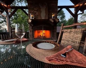 Unclassified image, 5 of 38, button