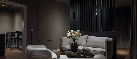 Schreibtisch, kostenloses WLAN, Bettwäsche