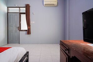 Deluxe Double Room | Free WiFi, bed sheets