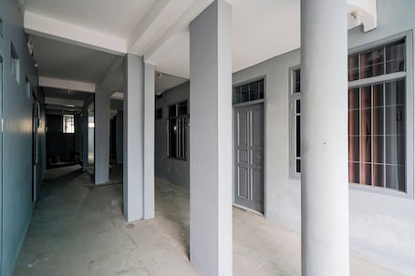 Lobby. Hotel O Pdl Guest House Syariah