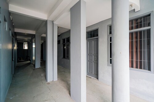 Hotel O Pdl Guest House Syariah