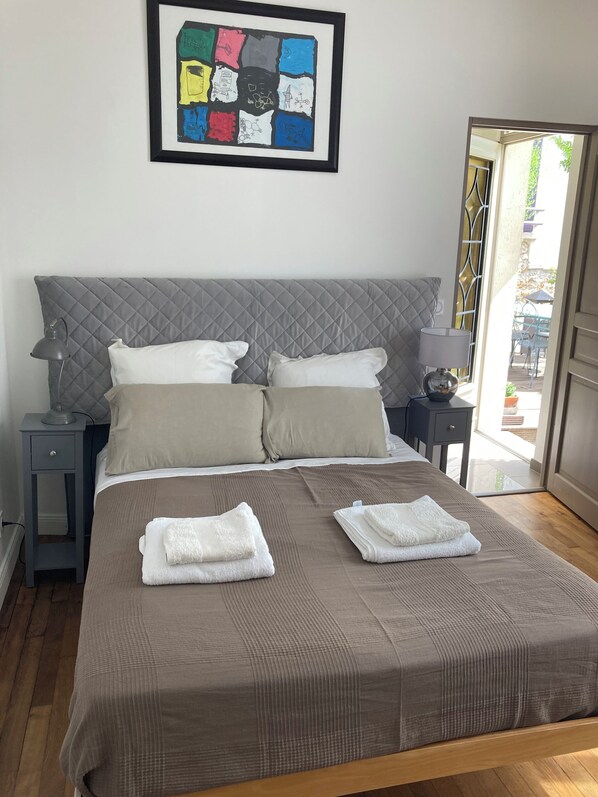 1 bedroom, desk, WiFi, bed sheets - Un Havre de Paix à Proximité des Transports et de Paris (Noisy-le-Sec)