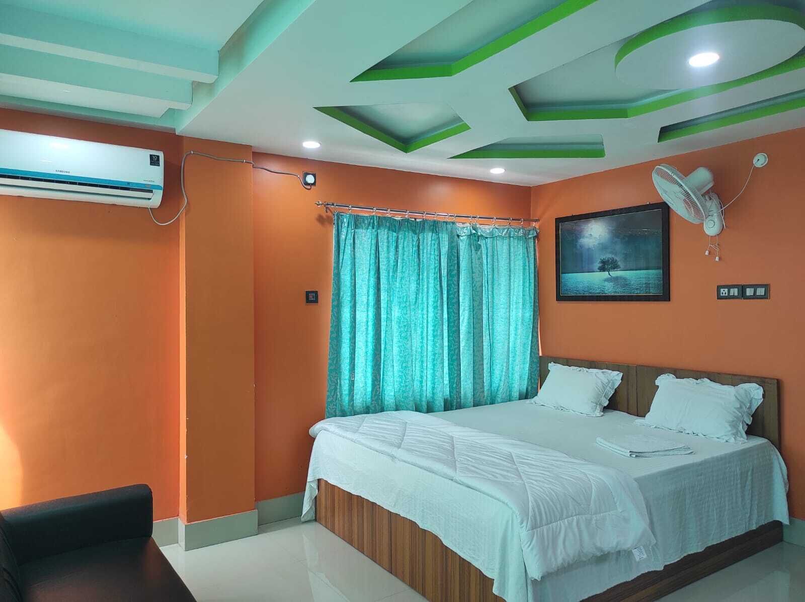 Premium bedding, desk, laptop workspace, bed sheets