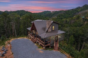 Exterior - 2 Bedroom w/ Fire Pit, Indoor/Outdoor Fireplace, Hot Tub, Cornhole, Shuffleboard (Sevierville)