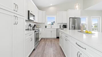 Fridge, microwave, oven, dishwasher