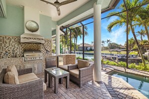 Interior - Luxury Home, Heated Pool & Spa on Canal, Walk to the Beautiful Sands of Tigertail Beach! (Marco Island)