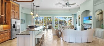 Luxury Home, Heated Pool & Spa on Canal, Walk to the Beautiful Sands of Tigertail Beach!