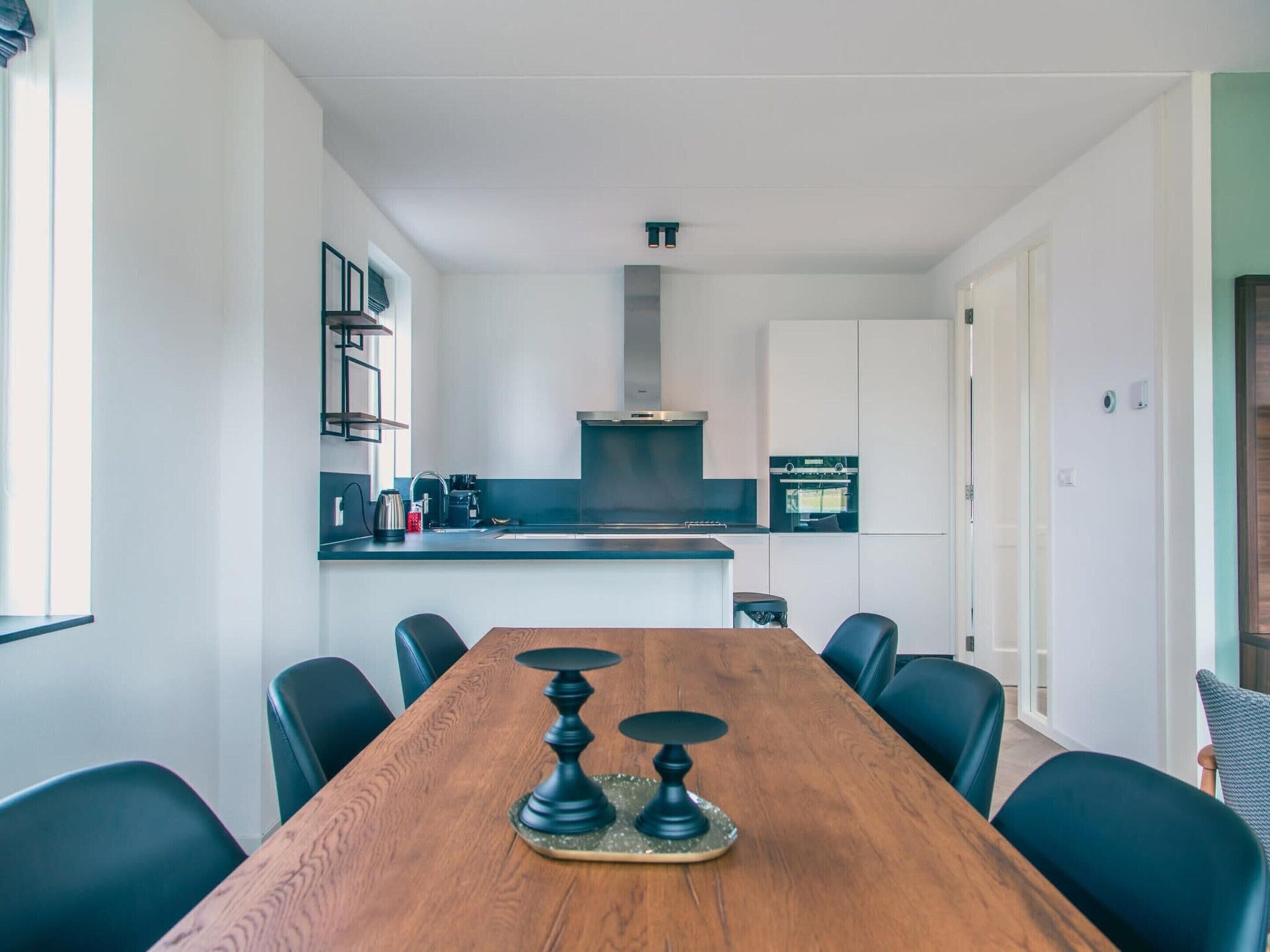 Villa | Dining