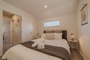 2 soverom, strykejern/-brett, wi-fi og sengetøy