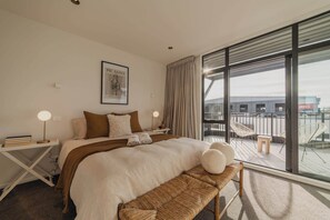 2 Schlafzimmer, Schreibtisch, Bügeleisen/Bügelbrett, WLAN