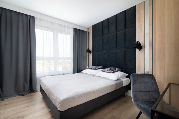 Luxury Apartment, 2 Bedrooms, Balcony, City View | 2 bedrooms, iron/ironing board, free WiFi - EASY RENT Apartments- Kompozytorów 7 (Lublin)