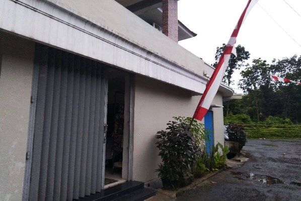 Fachada de la propiedad