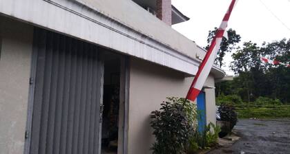 Hotel O Spring Homestay