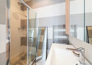 Dusche, Haartrockner