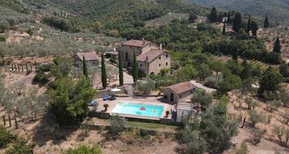 Charming Cottage in the Heart of Tuscany