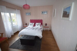 2 Schlafzimmer, Bügeleisen/Bügelbrett, Reisekinderbett, kostenloses WLAN