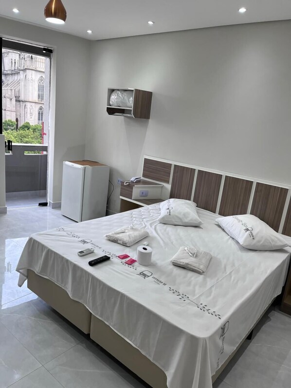 Free WiFi, bed sheets - Hotel Estação Sé (São Paulo)