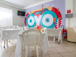 Free daily continental breakfast - Hotel Estação Sé (São Paulo)