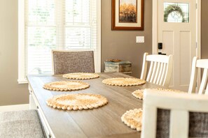 House, Multiple Beds, Patio, Garden View (Bayside Retreat) | Dining - Bayside Retreat (Williams Bay)