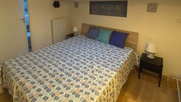 1 camera, Wi-Fi, lenzuola