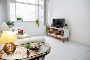 Apartment | Wohnzimmer | Fernseher
