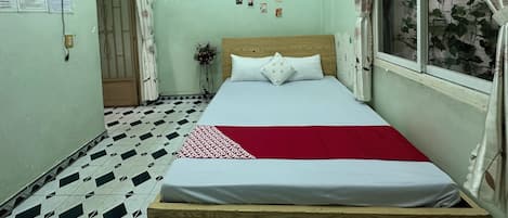 Standard Double Room | Bed sheets