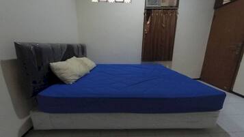 Standard Double Room | Bed sheets