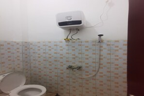淋浴設備、提供毛巾