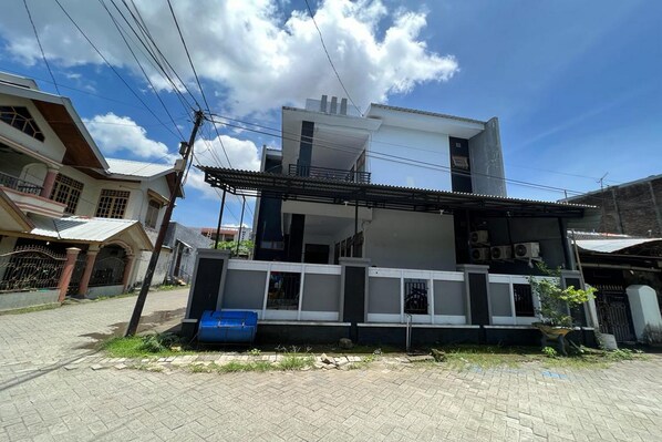 Exterior - Hotel O Widan Homestay (Samarinda)