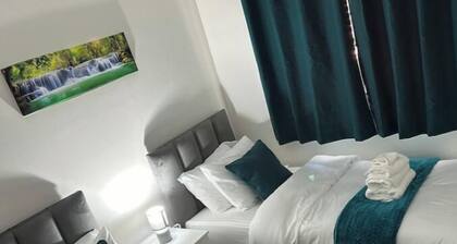 Affluent Living Apartment perfect for contractors and individuals