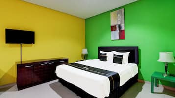 Free WiFi, bed sheets