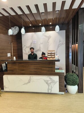 Reception - Goroomgo Namaskar Residency Amritsar (Amritsar)
