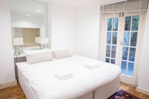 1 室のベッドルーム、アイロン / アイロン台、WiFi、ベッドシーツ