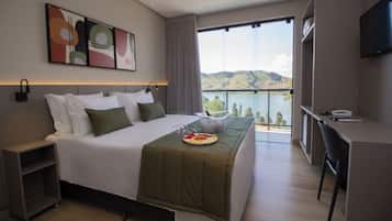 Luxury Apartment | 2 bedrooms, free WiFi, bed sheets