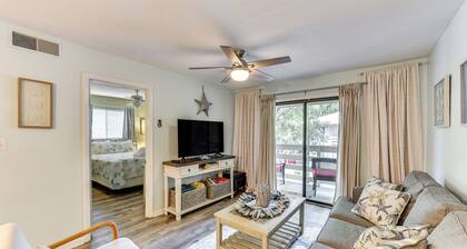 1/2 Mi to Folly Field Beach: Condo w/ 2 Pools