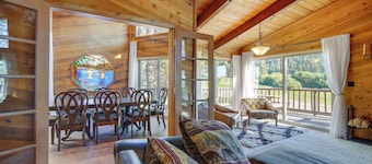 Hot Tub & Game Room: Spacious Big Bear Lake Cabin