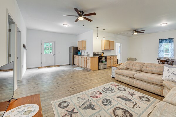 Secluded Orland Cottage W/ Grill, Near State Parks - Orland, ME