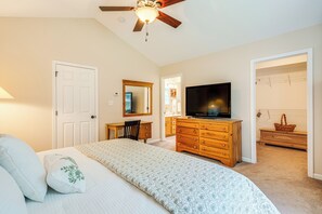 3 chambres, espace de travail pour ordinateur portable