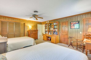House (3 Bedrooms) | Interior - Spacious Home w/ Porch, 4 Mi to Downtown Clemson! (Central)