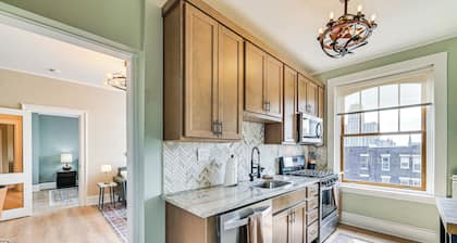 Albany Vacation Rental w/ State Capitol Views!