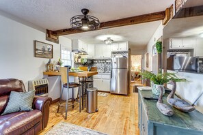 House (1 Bedroom) | Interior