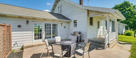 House (4 Bedrooms) | Outdoor dining