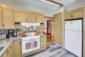 House (4 Bedrooms) | Interior - 5 Mi to Hersheypark: Family Home w/ Game Room (Palmyra)